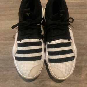 adidas Trae Young 2